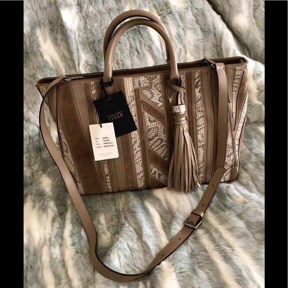 Vittoria Napoli Handbags - VITTORIA NAPOLI Italian Leather Large Tote Bag NWT